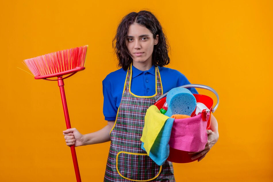 10 Time-Saving Housekeeping Hacks For Busy Professionals
